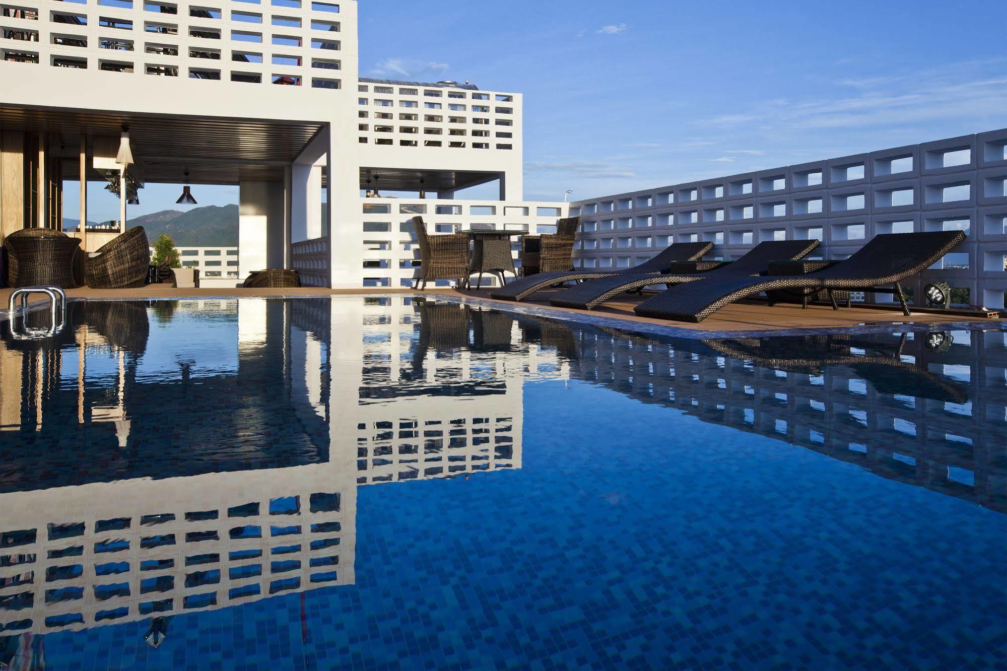 Golden Holiday Hotel Nha Trang Dış mekan fotoğraf